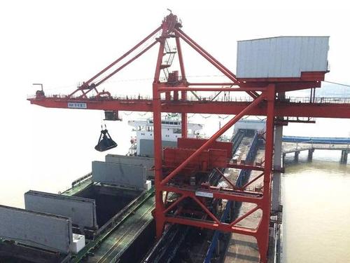 橋式抓斗卸船機(jī)結(jié)構(gòu)動應(yīng)力測試研究